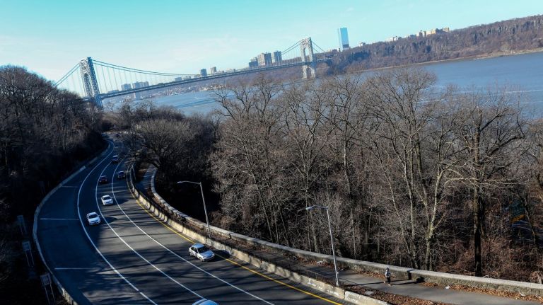 A new study shows that immigrants are the largest group of seniors in New York City. At a senior center in Washington Heights, amExpress met some of the New Yorkers who are 