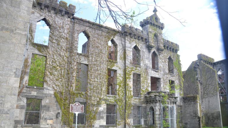 Before the island was named after FDR, it was called Welfare Island and primarily used for serving patients, including those at the Smallpox Hospital on the southernmost part of the island. Also known as the Renwick Ruins, the Smallpox Hospital opened in 1856 and was designed by James Renwick Jr., the architect behind St. Patrick's Cathedral. The hospital cared for smallpox patients until a vaccine was developed; closed by the 1950s, it's been abandoned ever since. Although it's not open to the public, the landmark is worth visiting for its history and Gothic Revival architecture.