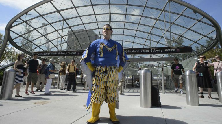 34th Street-Hudson Yards No. 7 subway station 28 Passengers, including