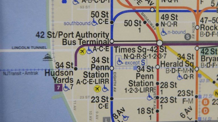 34th Street-Hudson Yards No. 7 subway station 33 A subway map shows the extended No. 7 train service to the 34th Street-Hudson Yards No. 7 station in Manhattan.