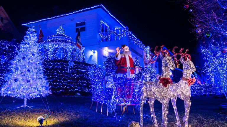 Dyker Heights Christmas lights 2018: Photos of holiday cheer 35 Christmas lights in the Dyker Heights neighborhood of Brooklyn on Dec. 19, 2018.