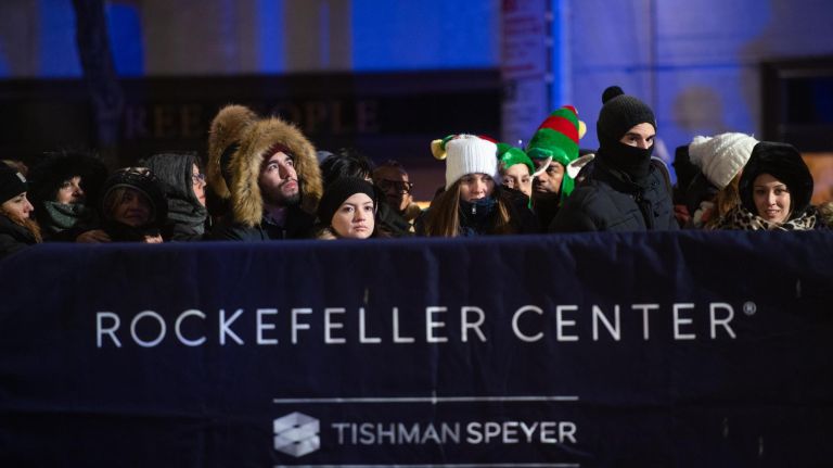 Rockefeller Center Christmas tree lighting: See photos 26 People wait for the festivities to begin. Preparations for the Rockefeller Center Christmas Tree Lighting in NYC on Nov. 28, 2018.