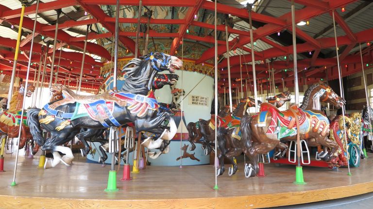 Located at the southern end of Central Park, the Friedsam Memorial Carousel dates to 1871. The carousel is managed by the Trump Organization and underwent a significant amount of changes in 2010 as part of a restoration project.