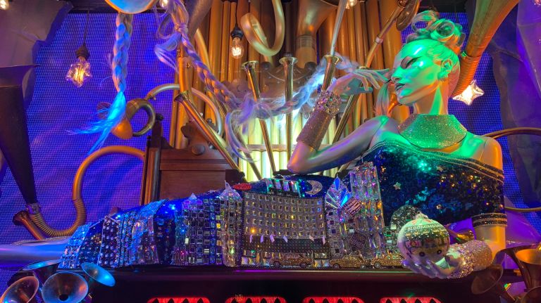 NYC holiday windows: Saks Fifth Avenue, Bergdorf Goodman, Bloomingdales, Macy's & more 4 The windows, which feature bedazzled mannequins, Seuss-esque props and colorful lighting, celebrate the release of Universal Pictures'