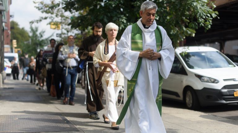 Family separation protest held outside Cayuga Centers in East Harlem 1 Members of the New Sanctuary Coalition and their supporters held a Jericho Walk around the Cayuga Centers facility in East Harlem on Tuesday to protest the continued separation of undocumented immigrant children from their parents.