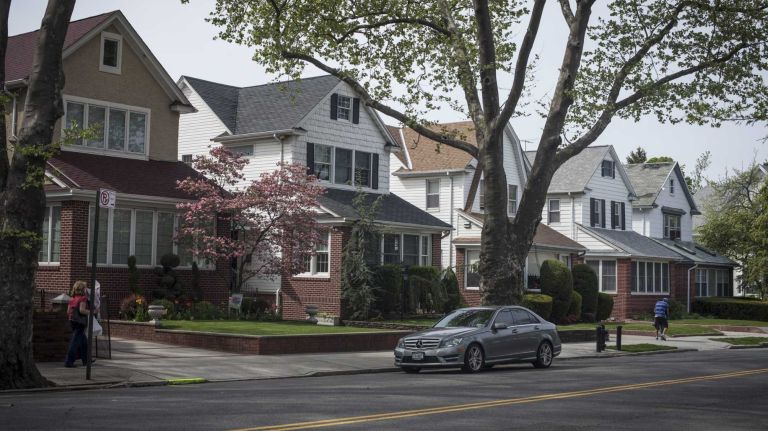 NYC's best neighborhoods for first-time home buyers 10 There were 340 homes available for first-time buyers in the southern Brooklyn neighborhood of Bay Ridge in 2015.
