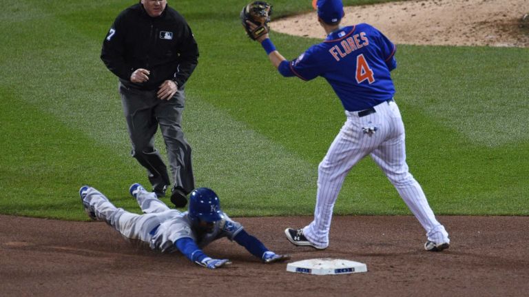 World Series Game 5: Mets vs. Royals 114 Kansas City Royals pinch-runner Jarrod Dyson steals second base during the 12th inning of Game 5 of the World Series against the New York Mets at Citi Field on Sunday, Nov. 1, 2015.