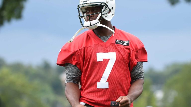 New York Jets quarterback Geno Smith (7) looks on during practice at the Jets' Atlantic Health Training Center on Monday, August 10, 2015 in Florham Park, N.J.