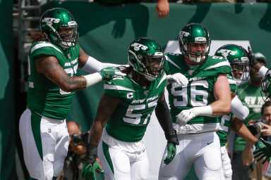 Jets Mosley Returns Football