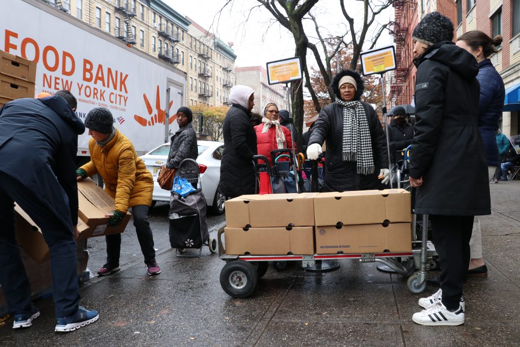 Stop & Shop kicks off Thanksgiving Turkey Tour in Harlem ...