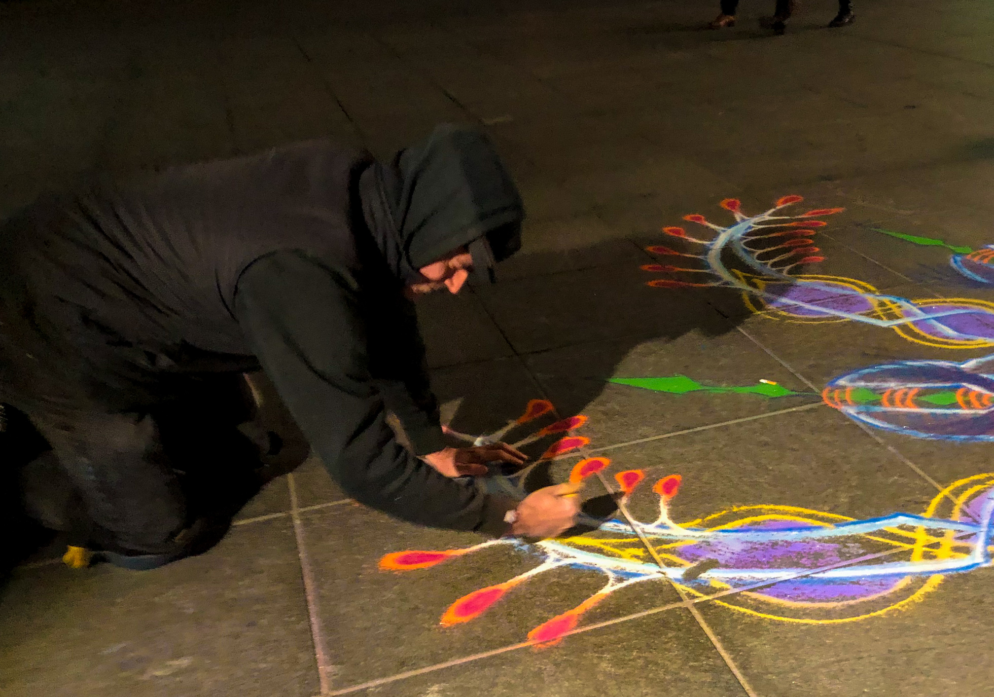 Washington Square artists warm hearts on a chilly Saturday in November 2