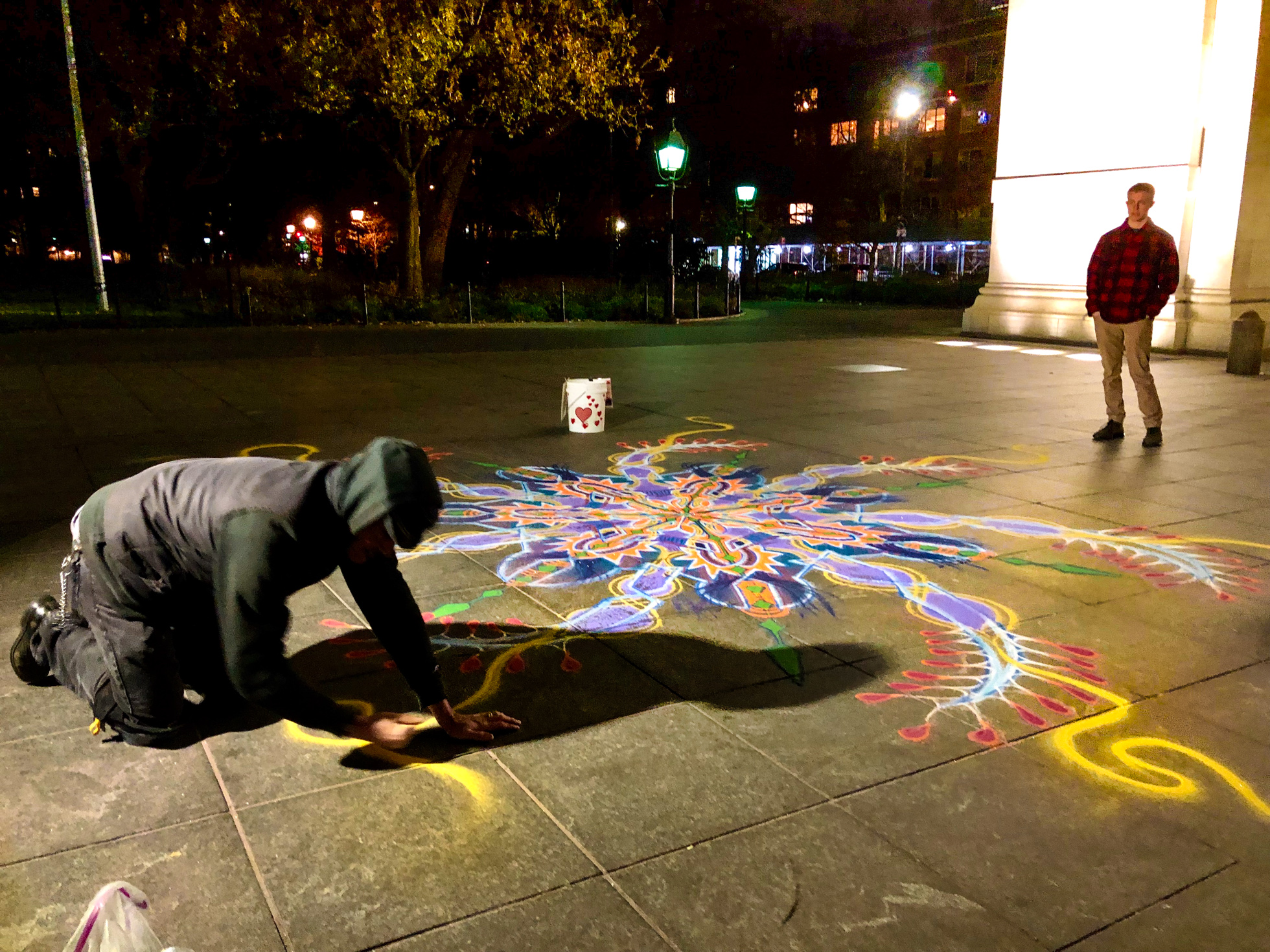 Washington Square artists warm hearts on a chilly Saturday in November 8