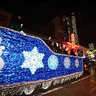 Harlem Light Parade brightens up 125th Street 7