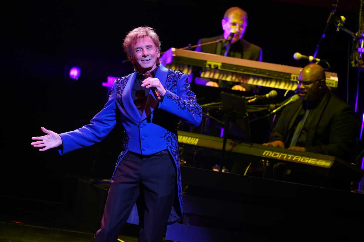 Barry Manilow
