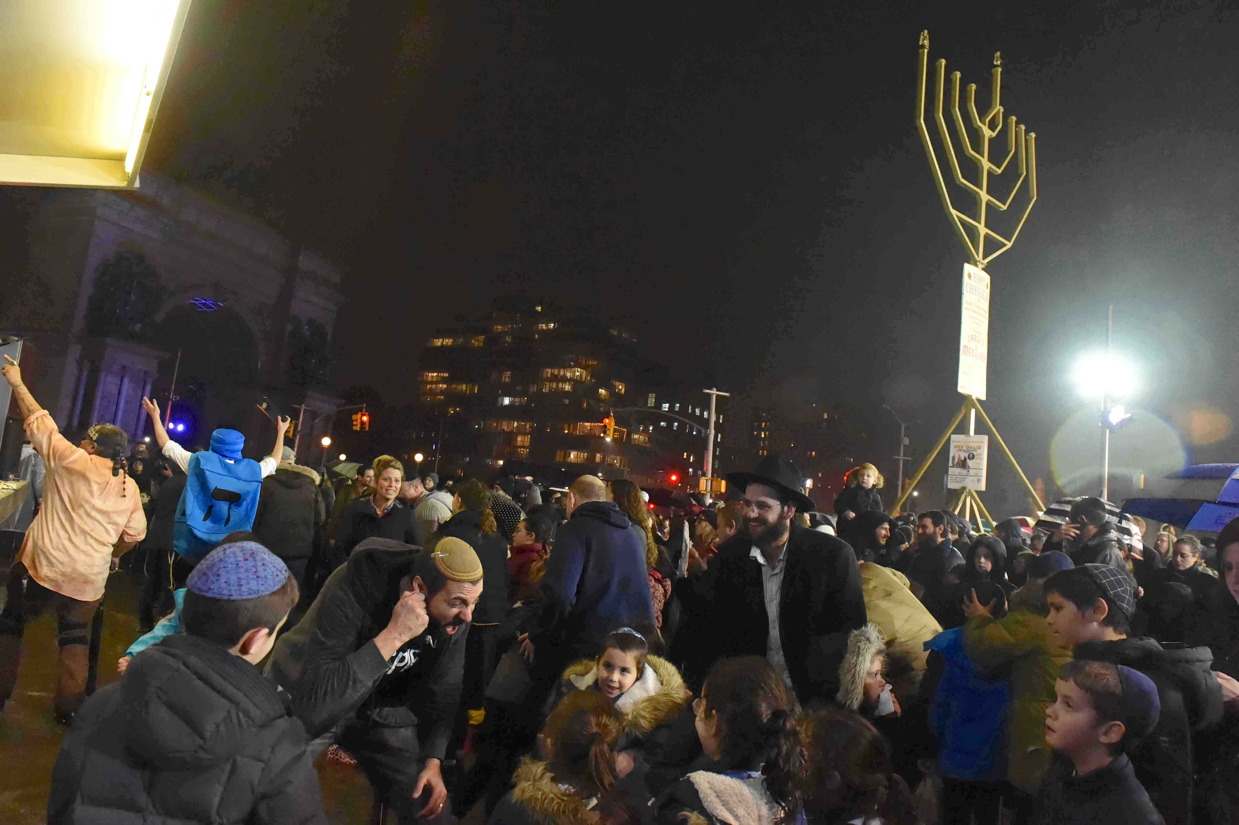 Here are 10 memorable things to do this weekend and during holiday week 6