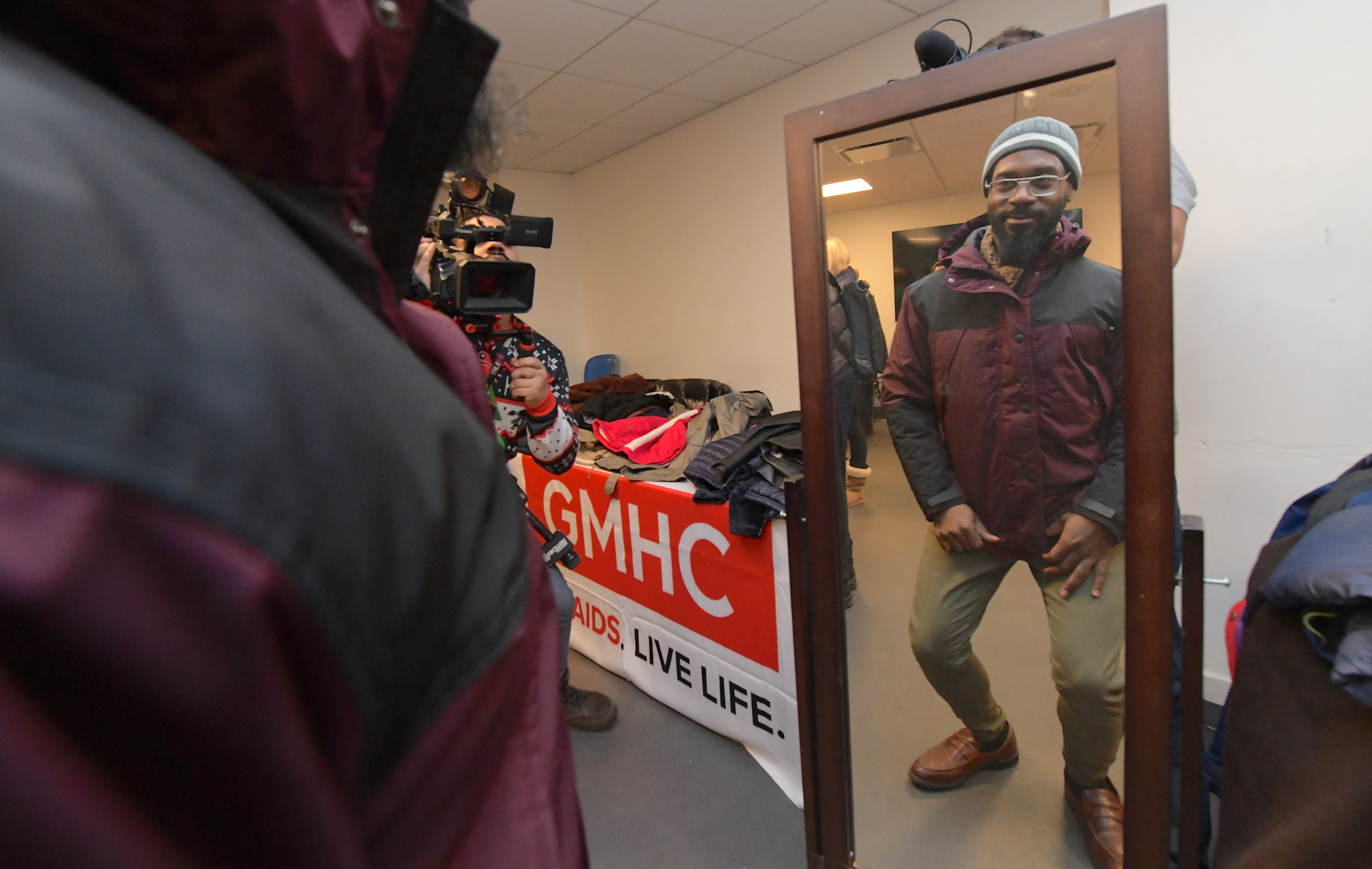 Christmas Eve coat drive warms homeless, HIV-positive New Yorkers 6