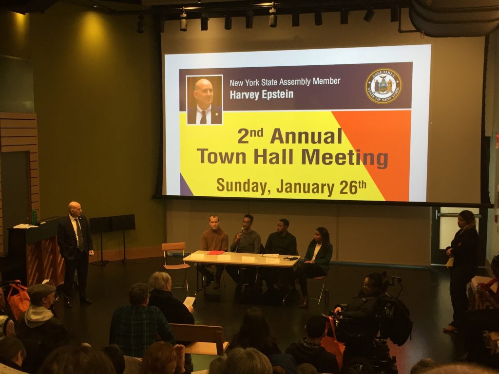 Senator Schumer talks impeachment at Gramercy town hall amNewYork