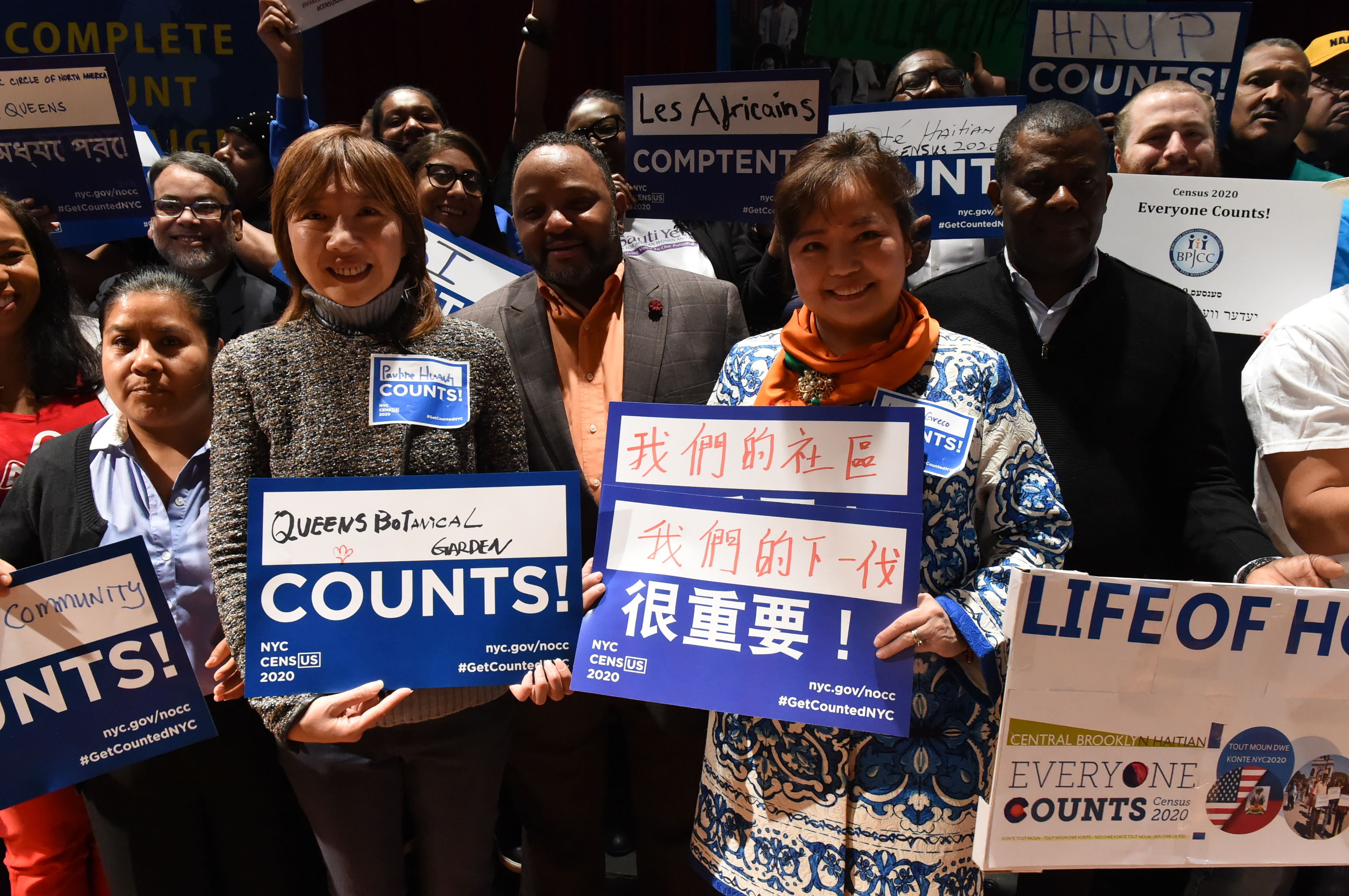 Fear of losing Federal money and reps, Mayor pushes city to complete census 5