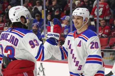 Chris Kreider (right)
