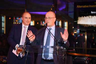 Steve Cohen (right)