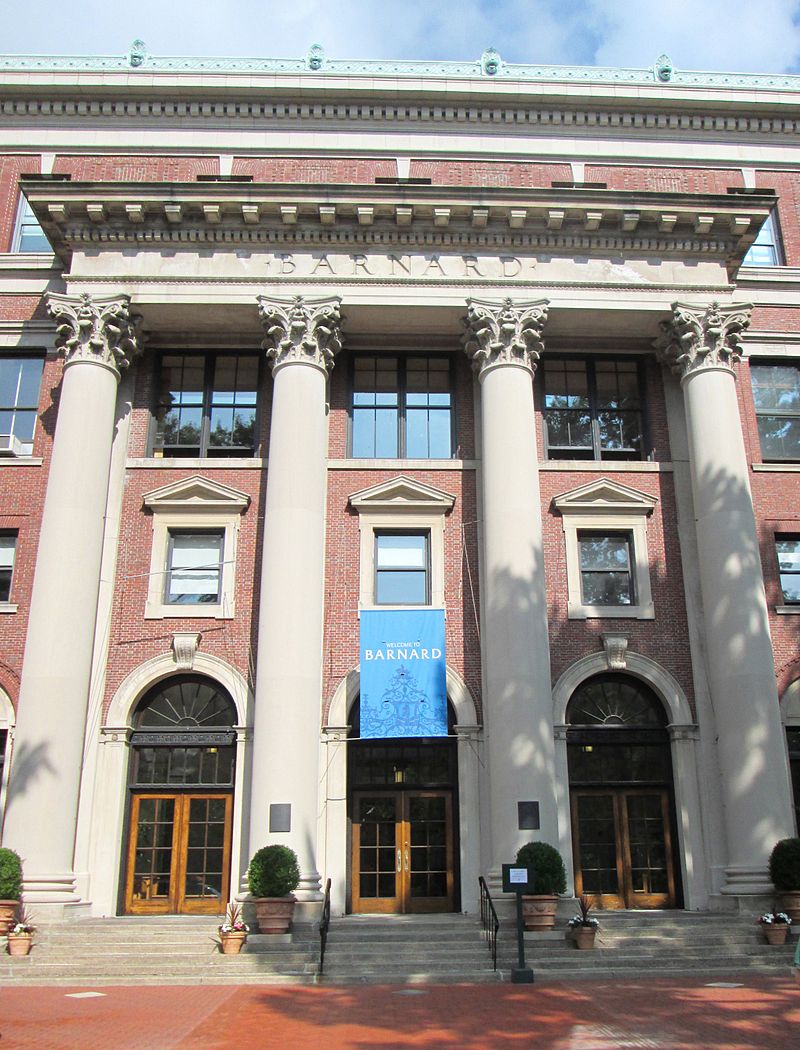 2014_Barnard_College_Barnard_Hall_entrance_facade