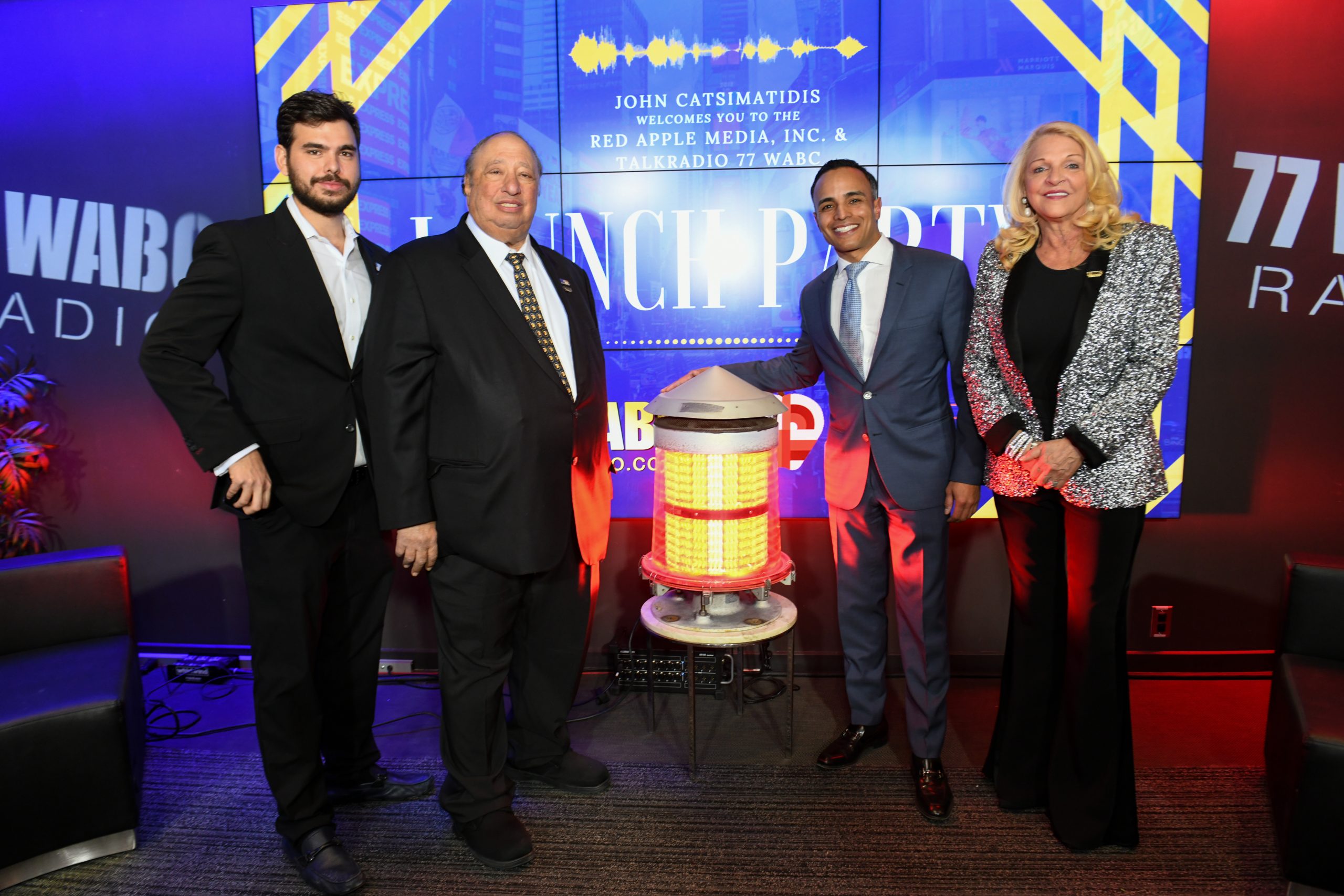 Red Apple Media celebrates the relaunch of WABC radio amNewYork
