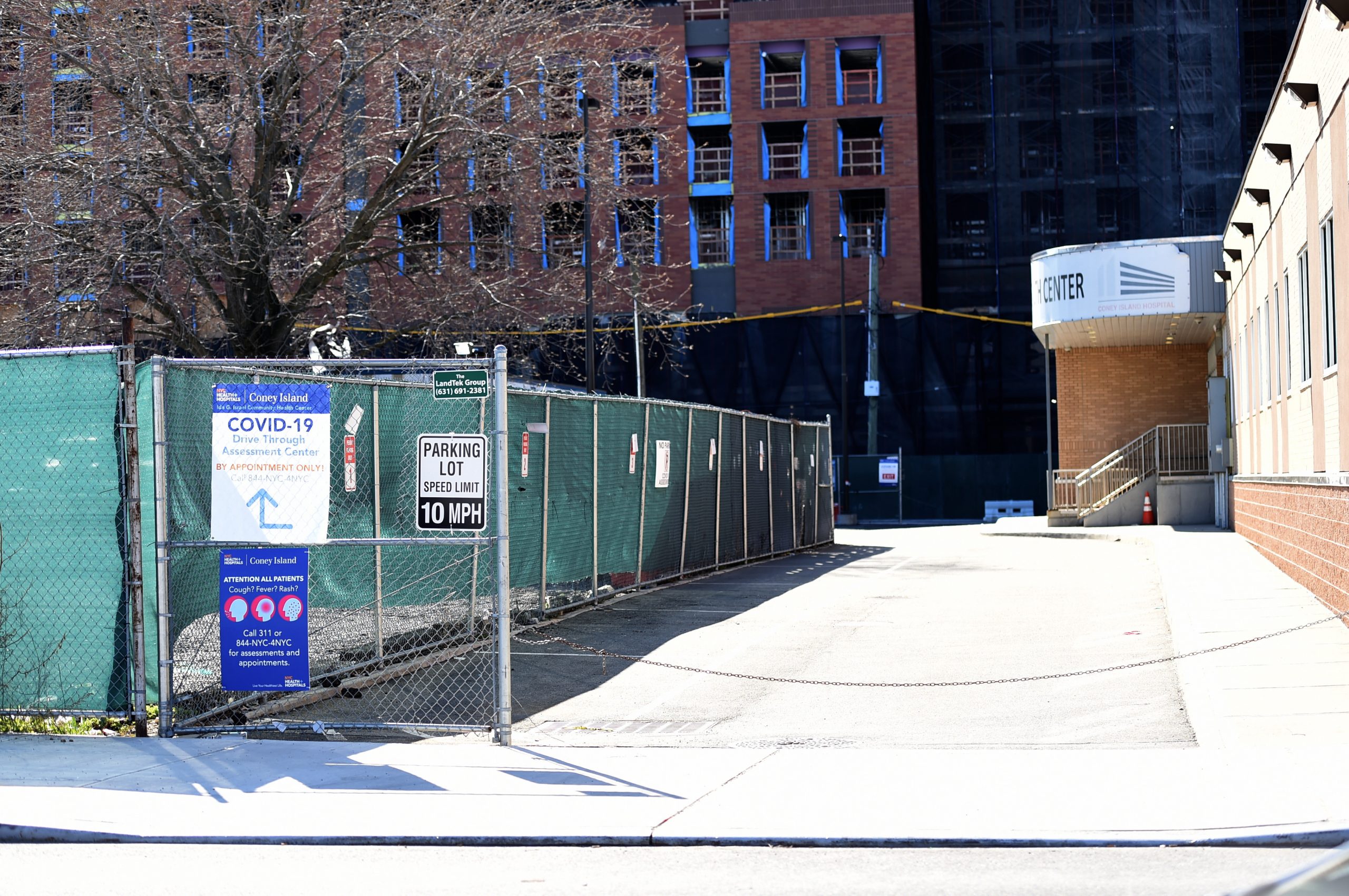 City abruptly closes coronavirus testing centers, confusing locals and officials 2