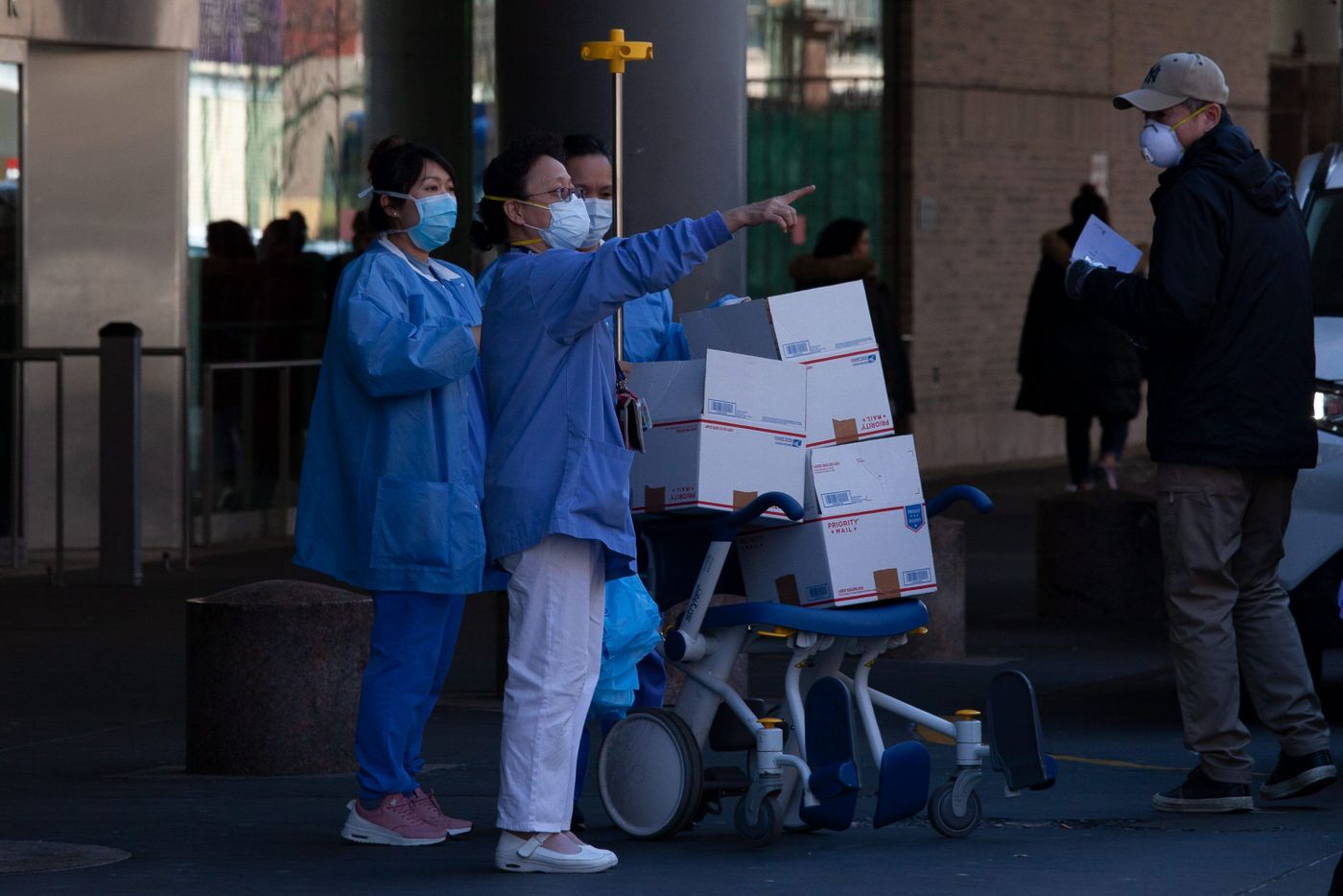 'An insane situation': Inside the chaos at Bellevue Hospital 4