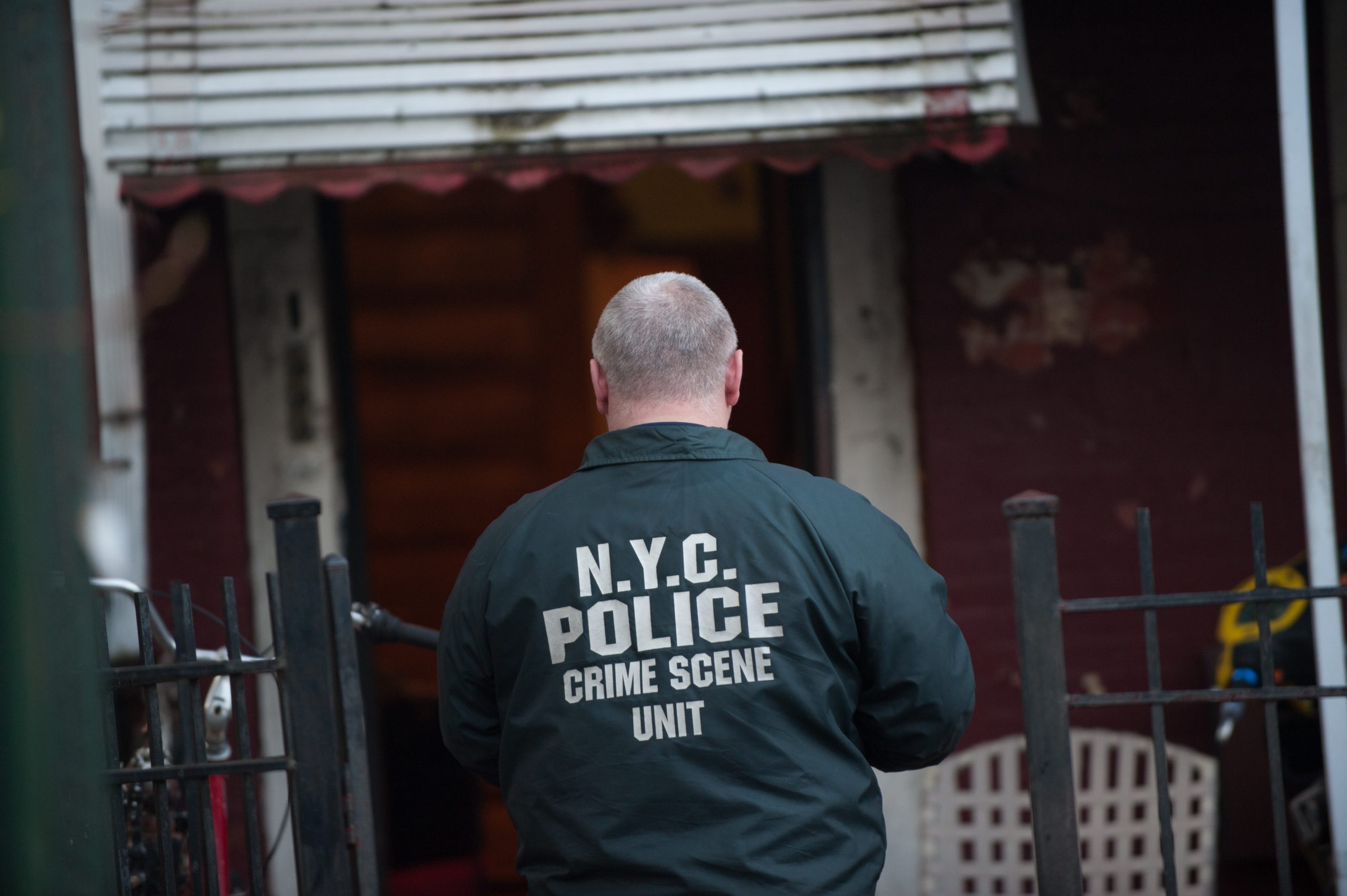 Man shot dead in apparent robbery of alleged Brooklyn drug den: Cops 2