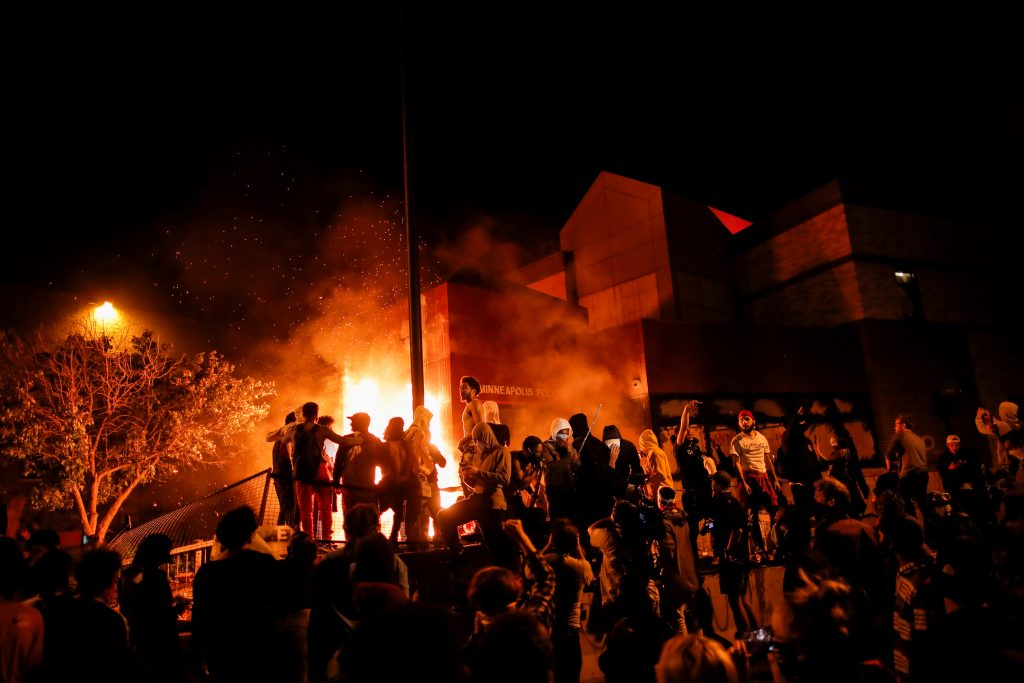Minneapolis police precinct burned to ground in third night of racially charged violence amNewYork