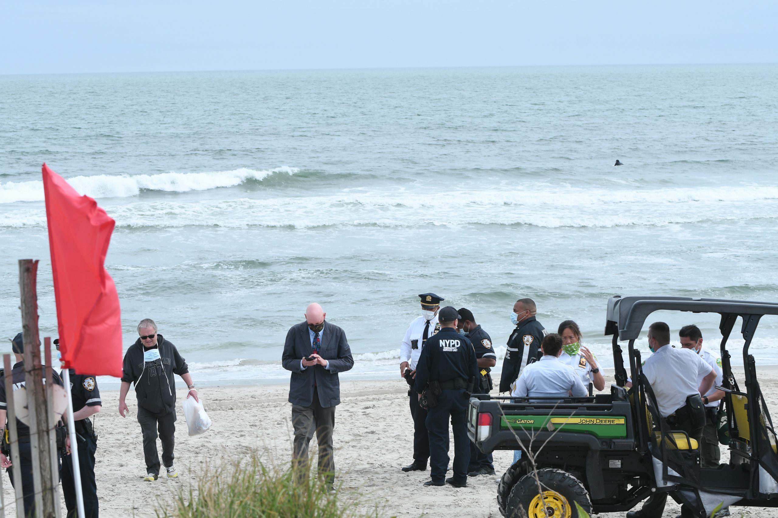 One Man Drowns Two Others Rescued From Rockaway Beach Surf One Man Drowns Two Others Rescued From