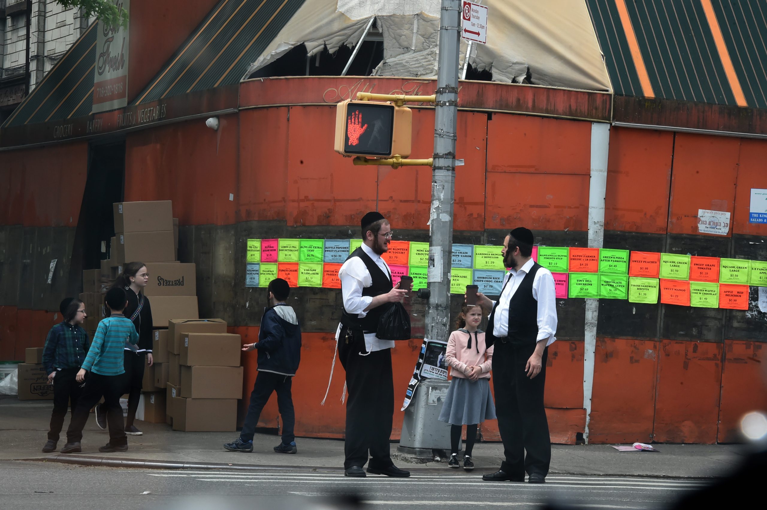 Brooklyn Yeshiva under police watch after clearing students from gathering 2
