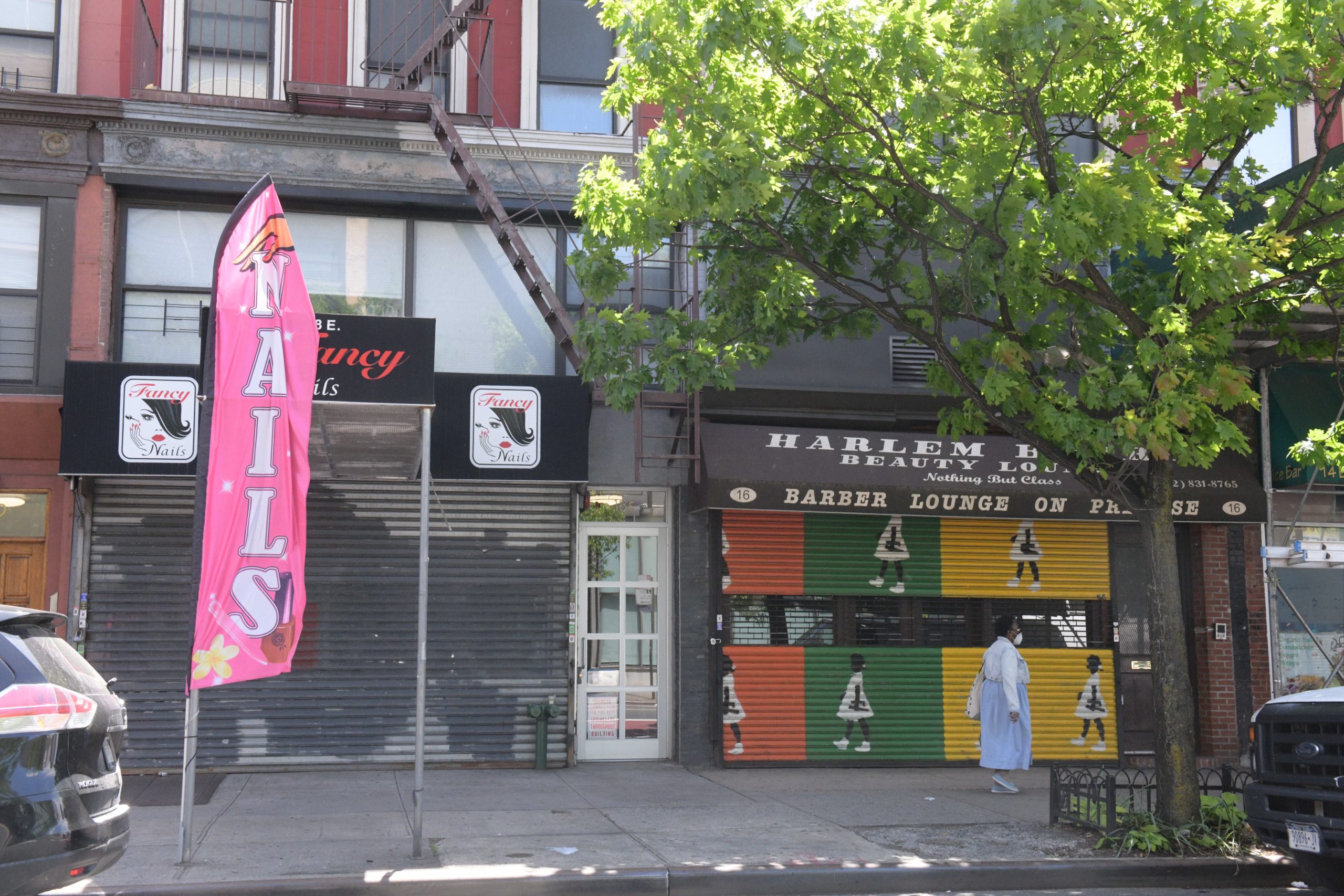 With Harlem businesses at high risk, local bank prez commits to helping them survive 3
