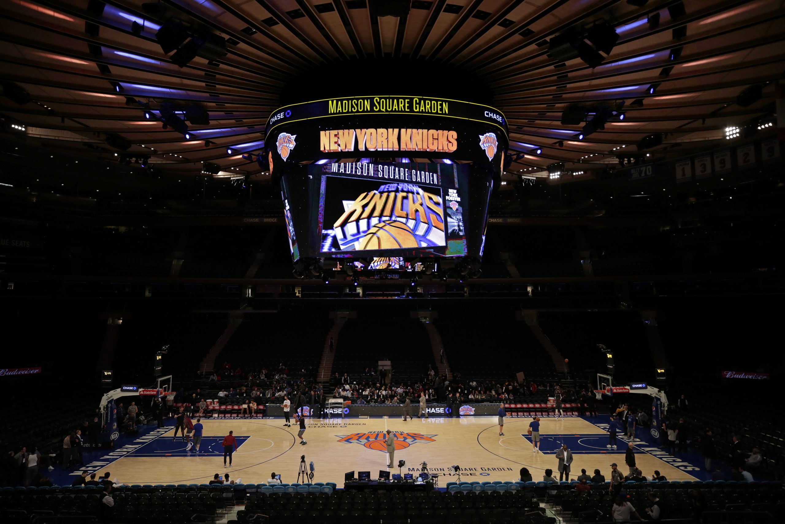 New York Knicks to limit 2nd-round playoff tickets to vaccinated