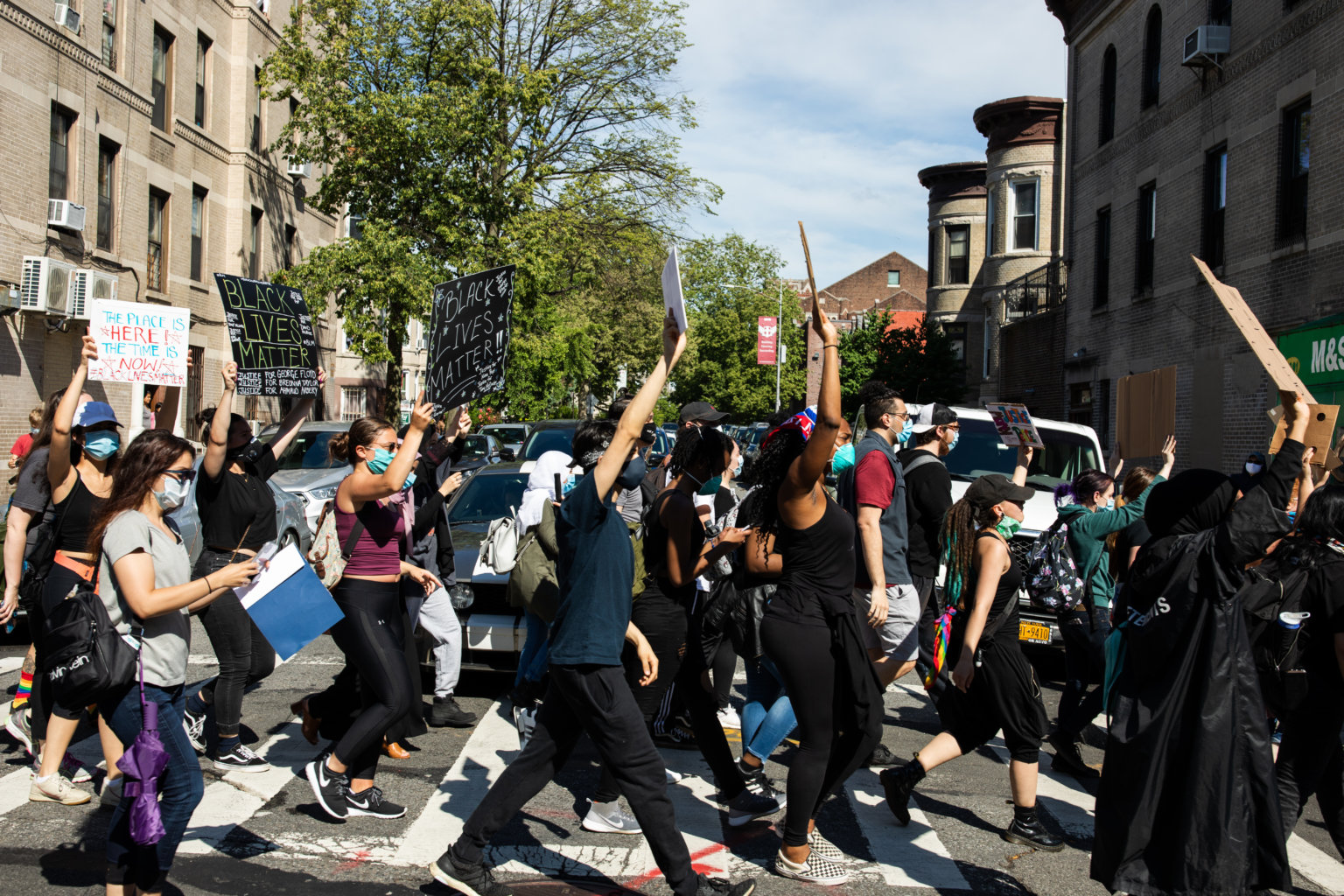 Wednesday's peaceful protests ends with violent arrests in downtown