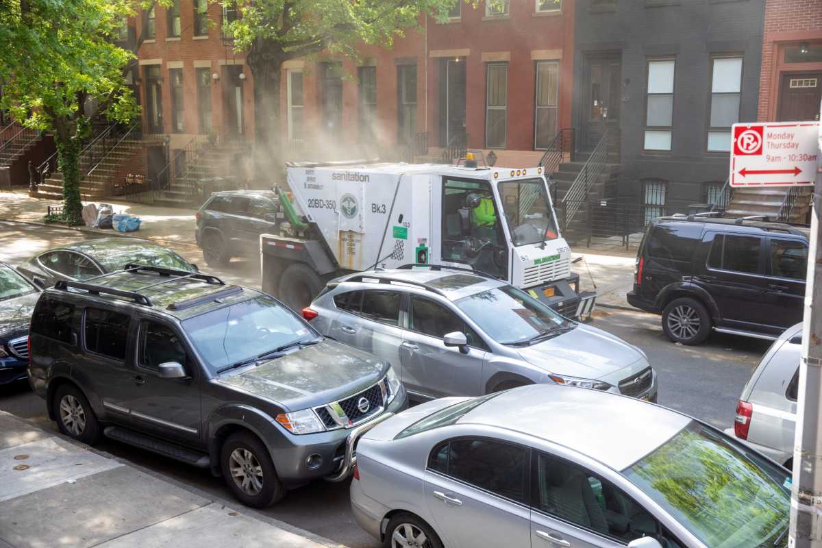 Coronavirus disease (COVID-19) outbreak, in New York