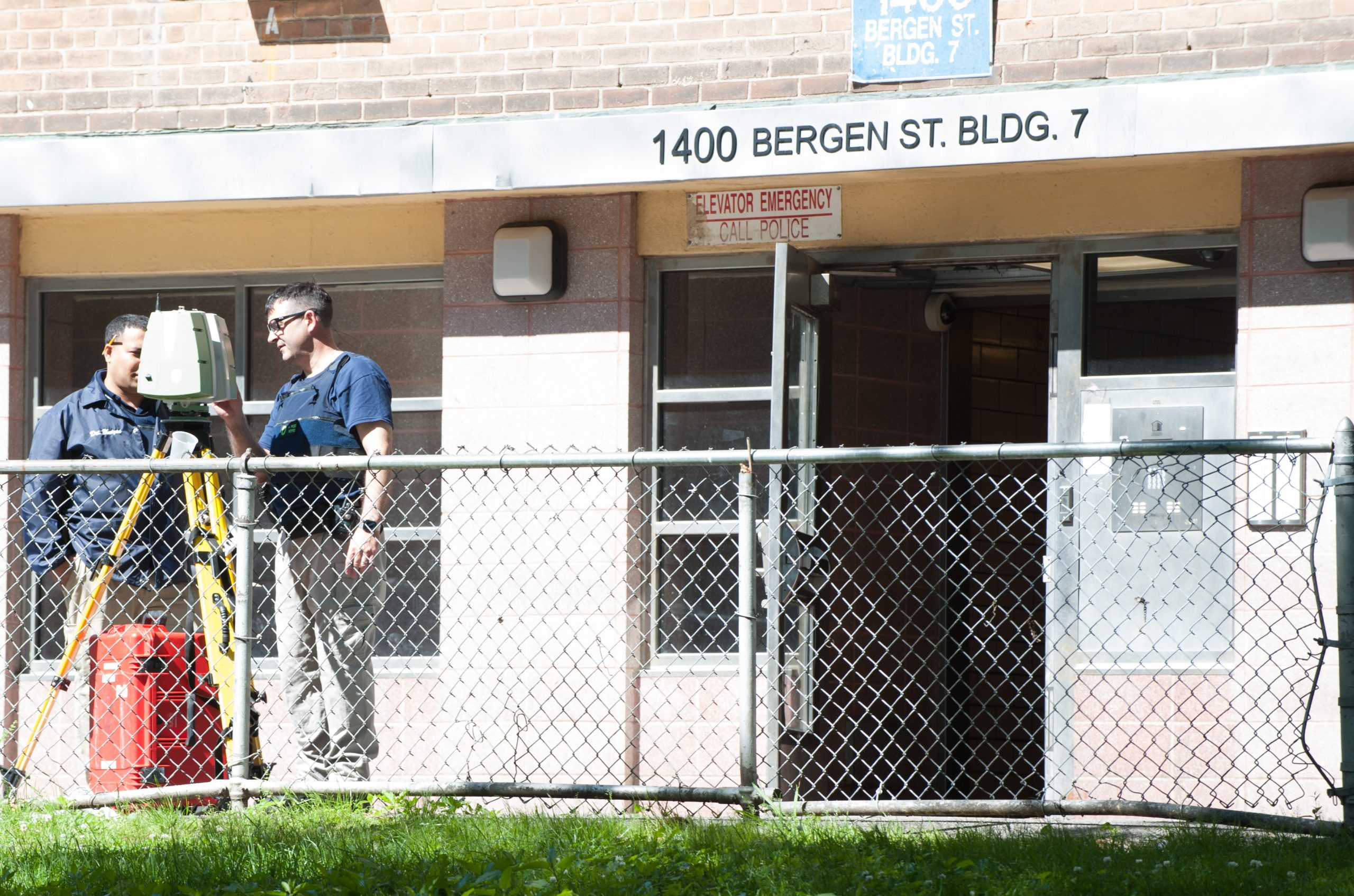 Man shot to death in NYCHA housing alley 2