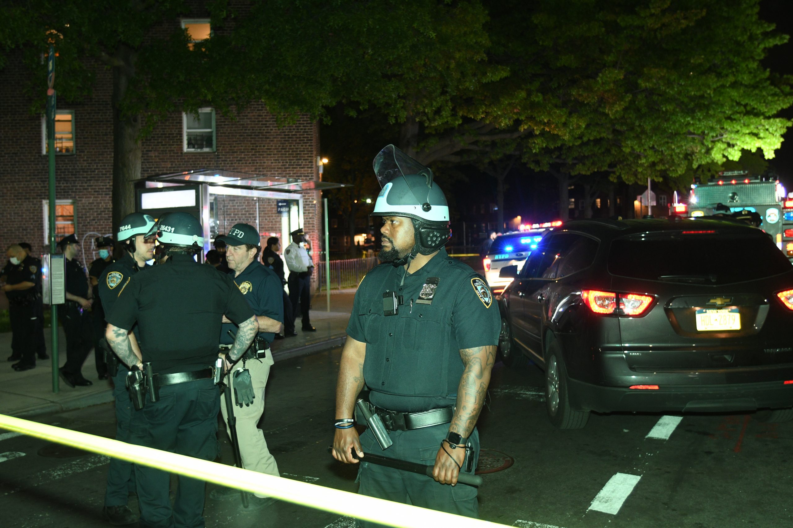 Shooting suspect in Brooklyn gunned down by cops after he refused to drop weapon 2