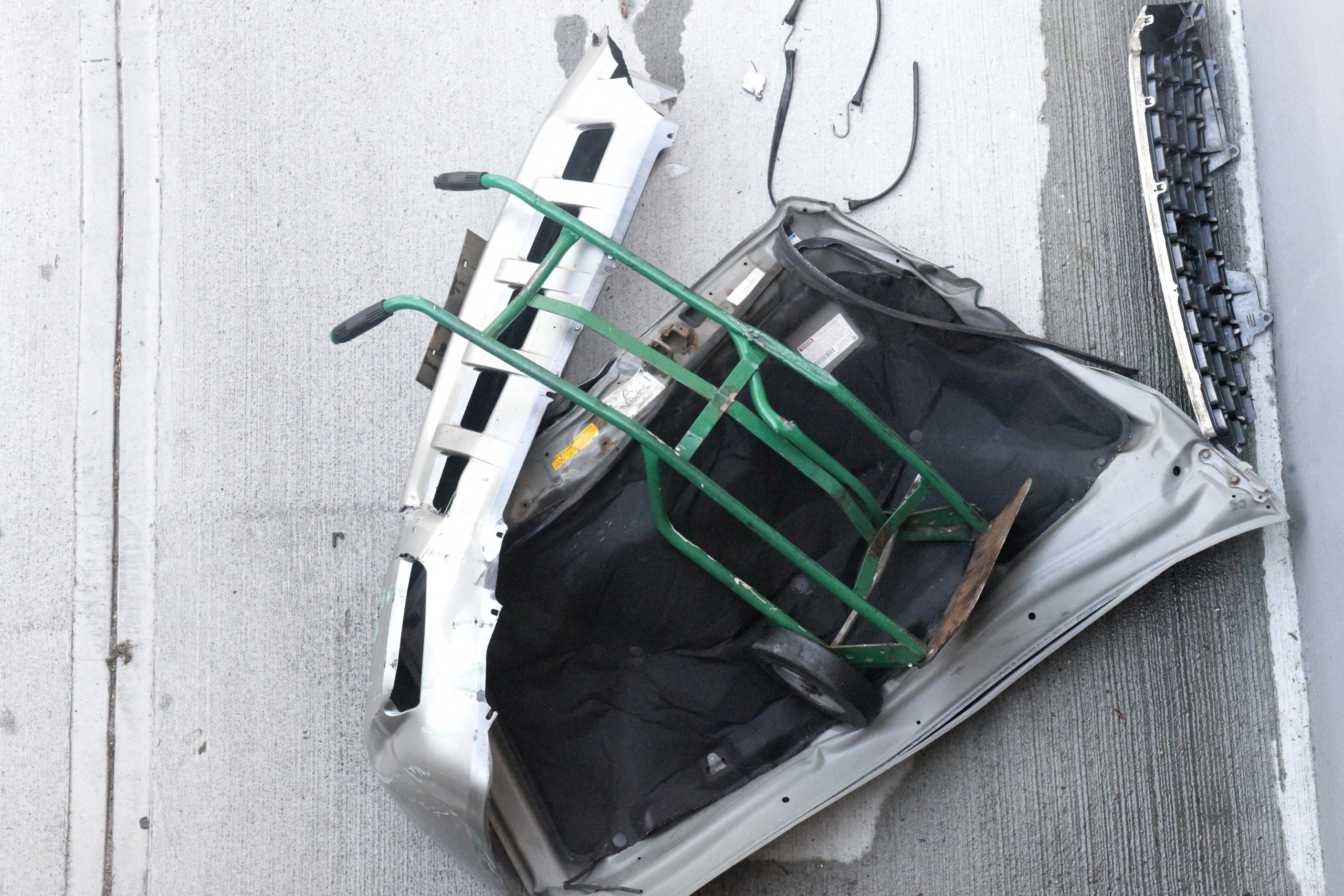 Brooklyn porter in extremely critical condition after being struck by SUV at driveway door 2