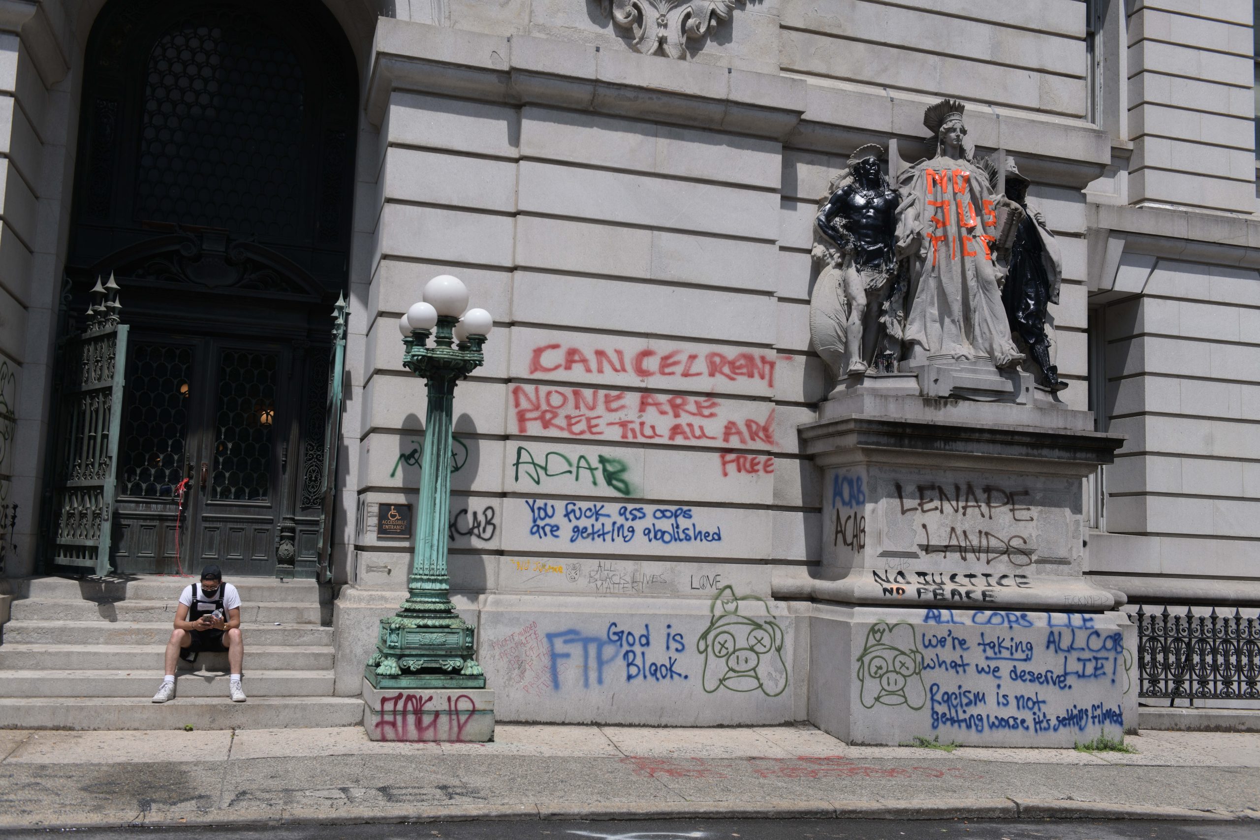 City Hall Park protesters keep vigil as NYC budget deal vote looms 4