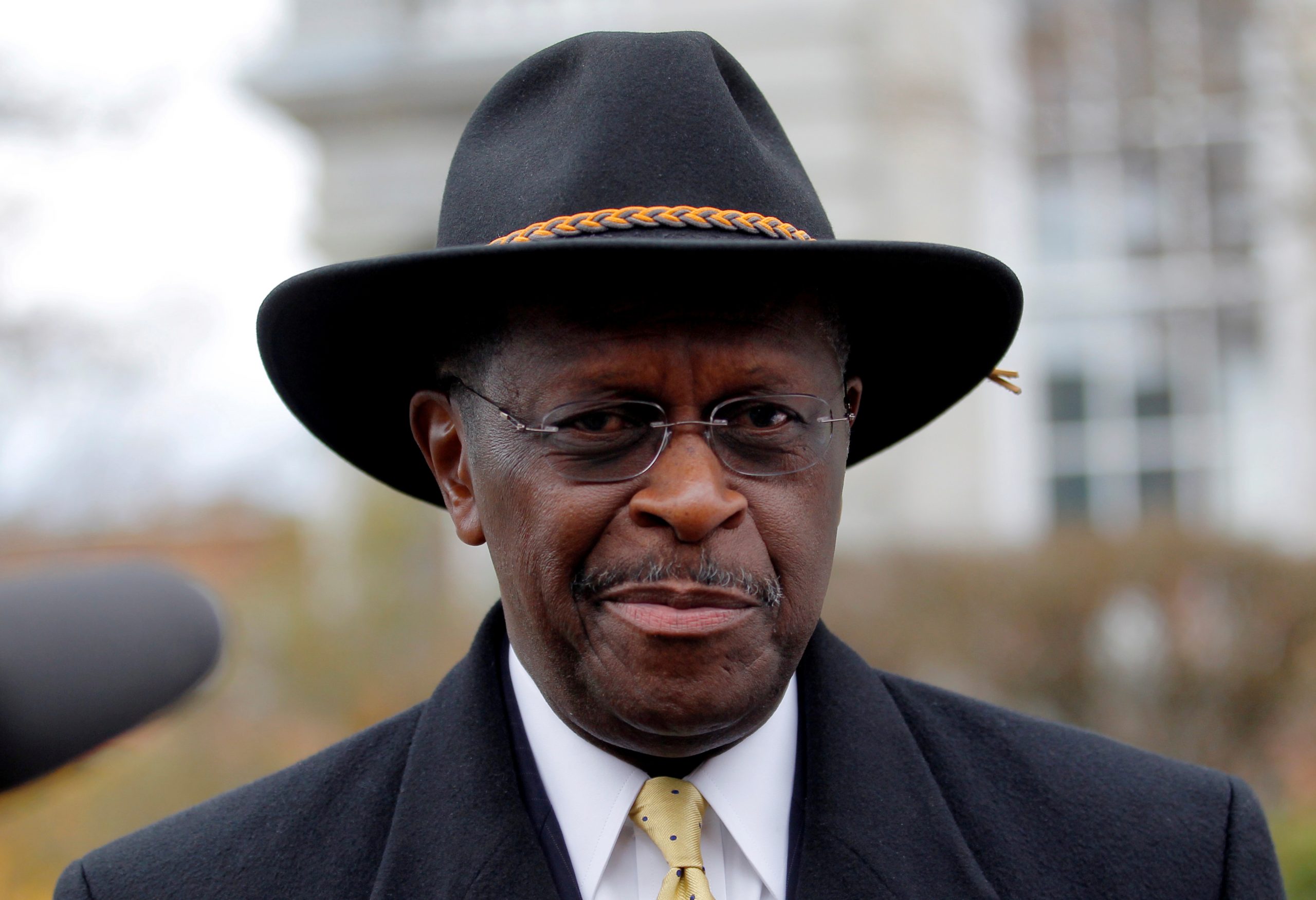 Herman Cain, ex-presidential candidate who refused to wear mask ...