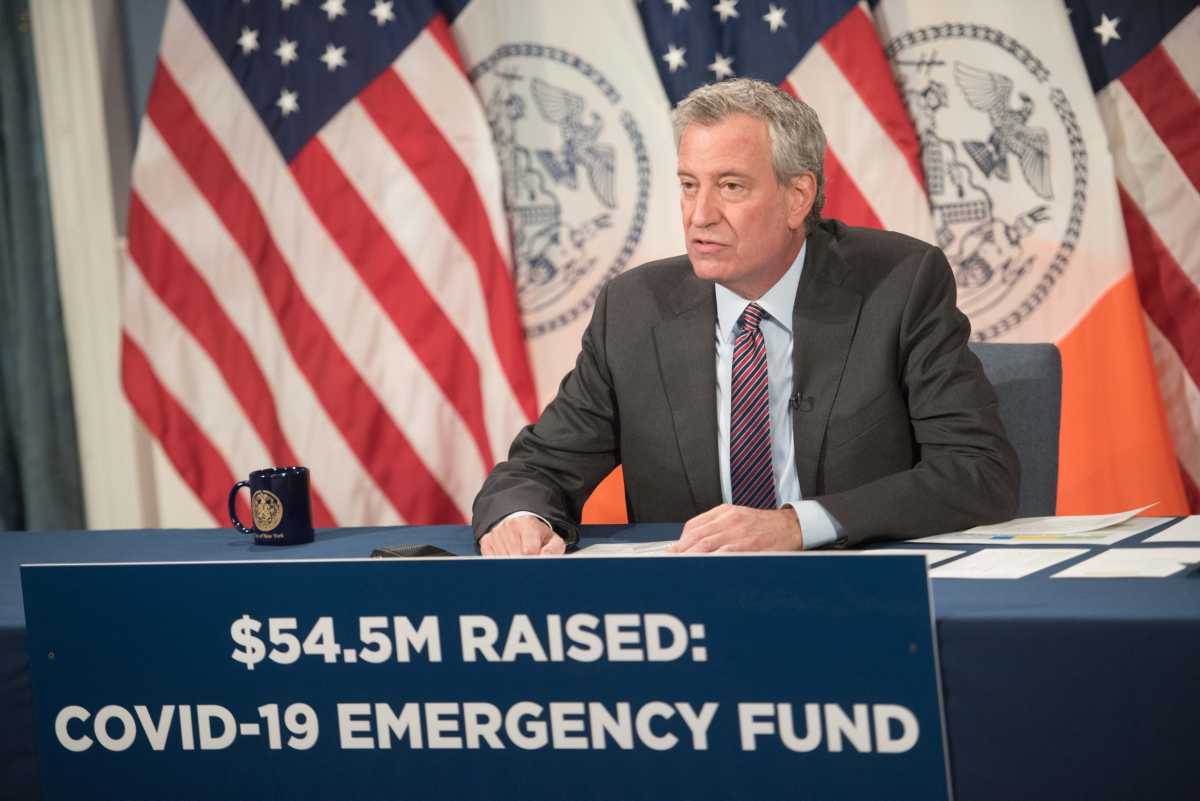 Mayor Bill de Blasio and First Lady Chirlane McCray, along with Toya Williford, Executive Director of The Mayor’s Fund to Advance New York City hold a media availability at City Hall on Tuesday July 14, 2020. Michael Appleton/Mayoral Photography Office