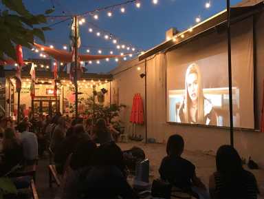 Outdoor_Movie