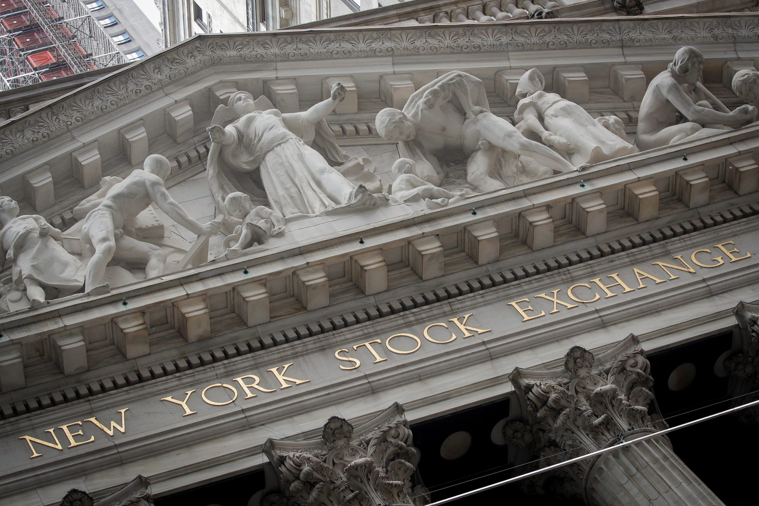 The front facade  of the of the NYSE is seen in New York