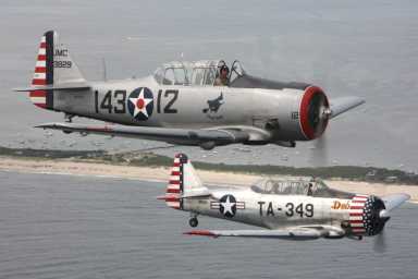 North-American-AT-6D-Texan-768×512