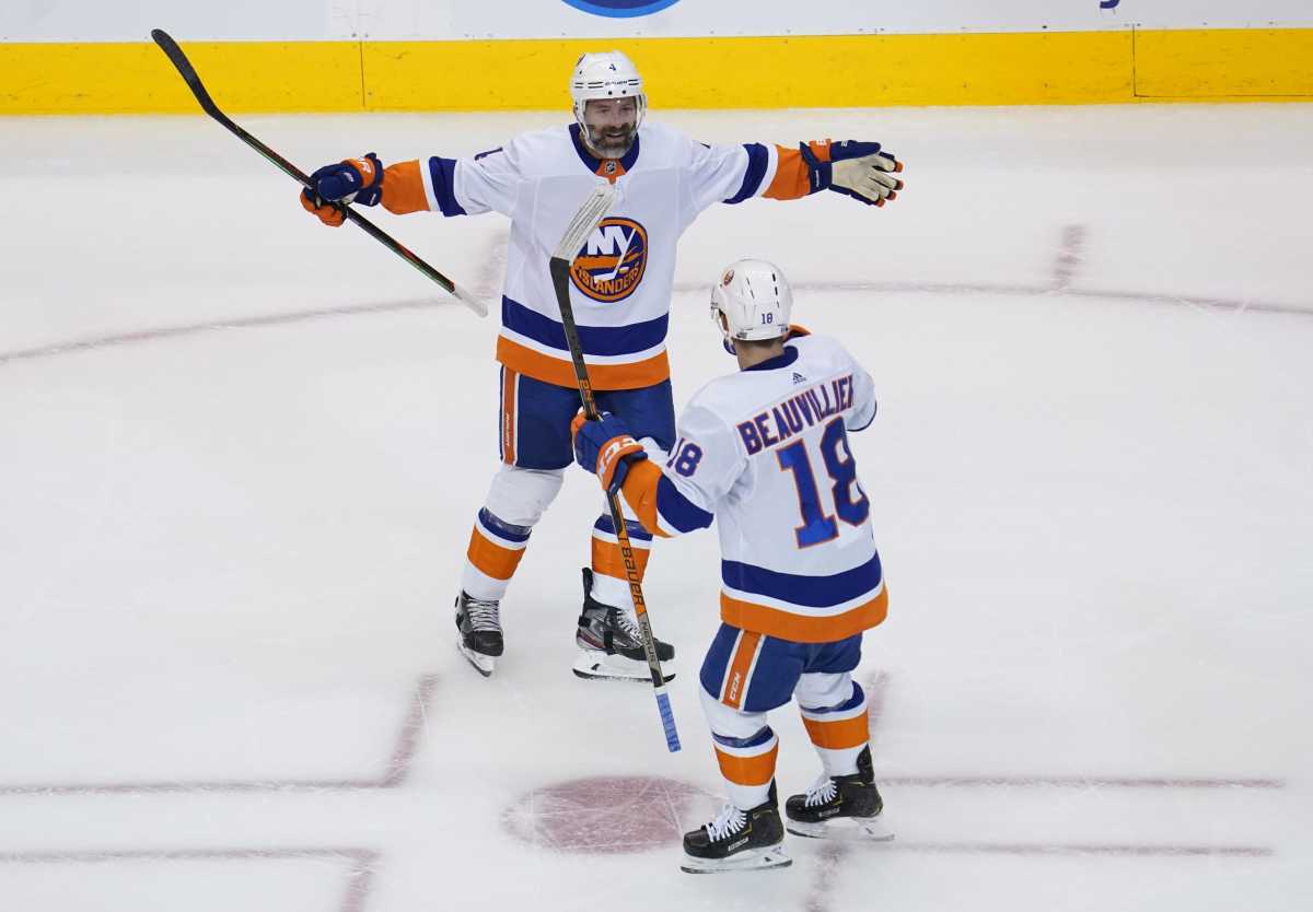 NHL: Stanley Cup Playoffs-New York Islanders at Philadelphia Flyers
