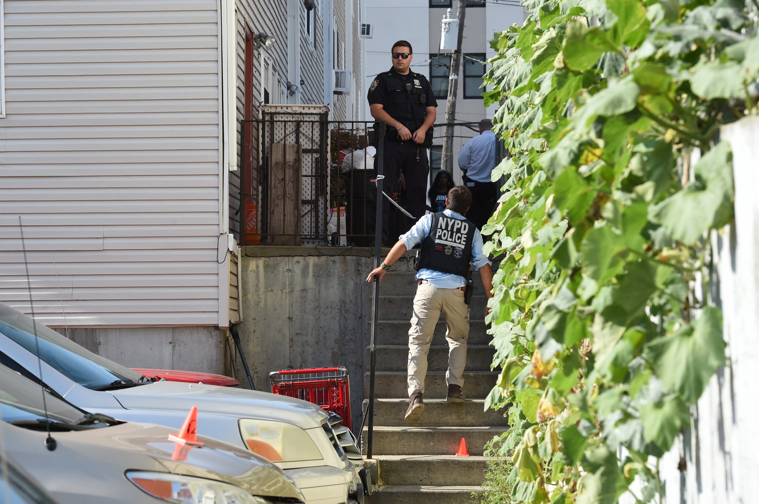 One dead, two wounded in Far Rockaway garden apartment