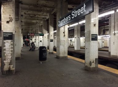 Chambers_Street_-_Nassau_Line_Platform