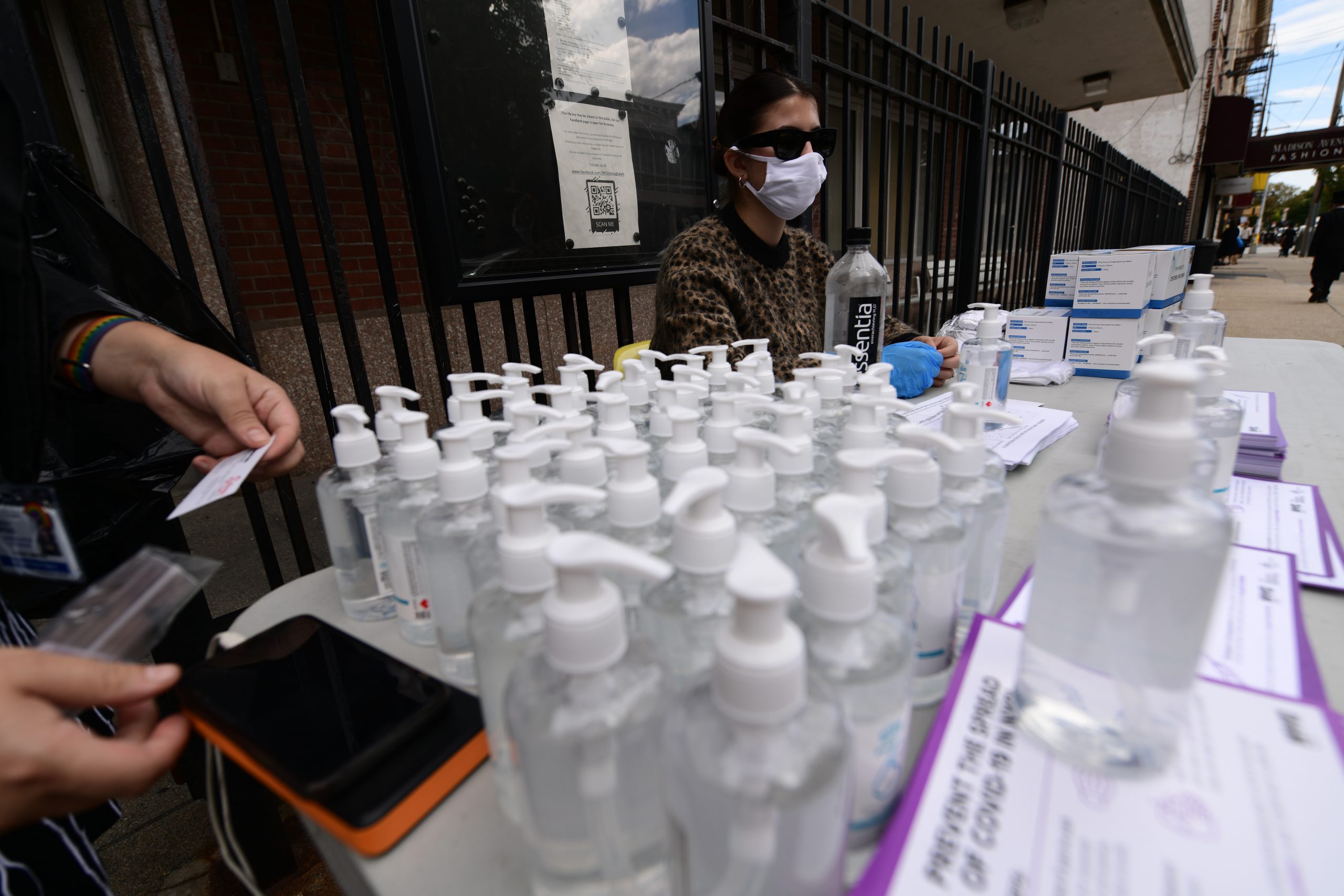 Contact tracers hit Brooklyn neighborhood's streets with PPE after virus surge 7