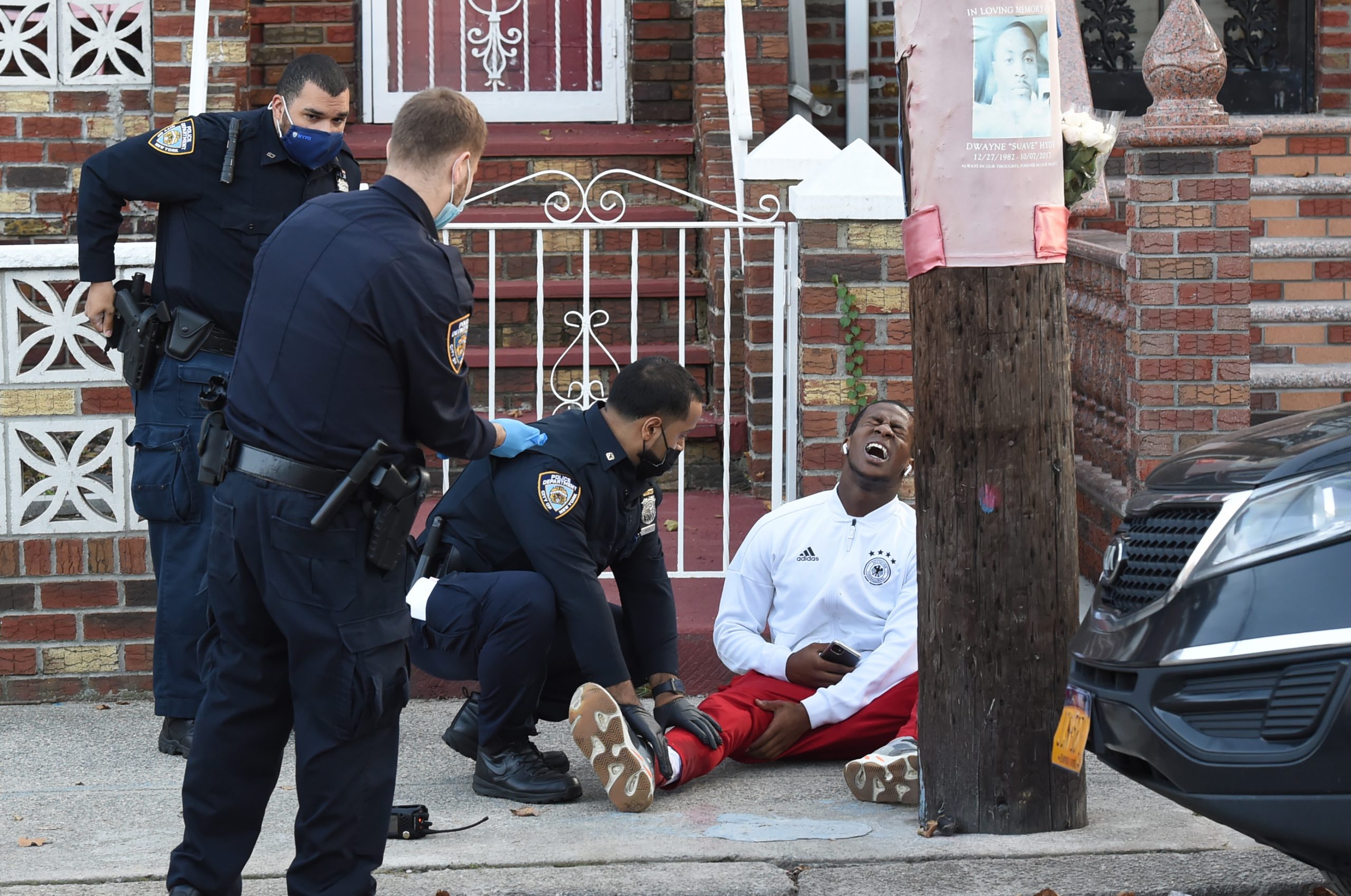 Lucky To Be Alive Brooklyn Family Narrowly Misses Being Caught In Gang Shooting Amnewyork Lucky To Be Alive Brooklyn Family Narrowly Misses Being Caught In Gang Shooting Amnewyork
